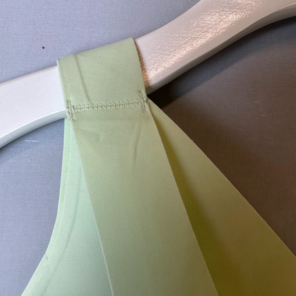 Lululemon Bra Womens 32C Green Sports Enlite Front Zip‎ High Support Running - Picture 13 of 13